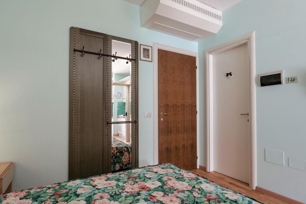 Azzurra Suite - Monolocale Con Piscina E Wifi Sirmione Exterior foto